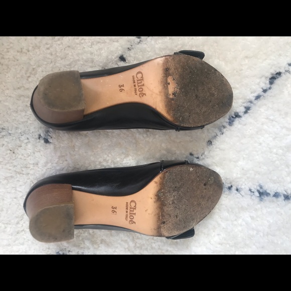 ⚡️⚡️⚡️ SALE!!!  Chloė leather pumps with gold buckle, size 6 (36) - Picture 4 of 7